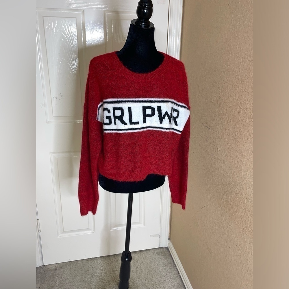 Marled x Olivia Culpo GRL PWR Destroyed Sweater in Red. - Size L​​​​​​​​​​​​ - Picture 3 of 12